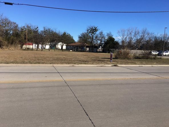 4200 Wellington St., Greenville, TX 75401